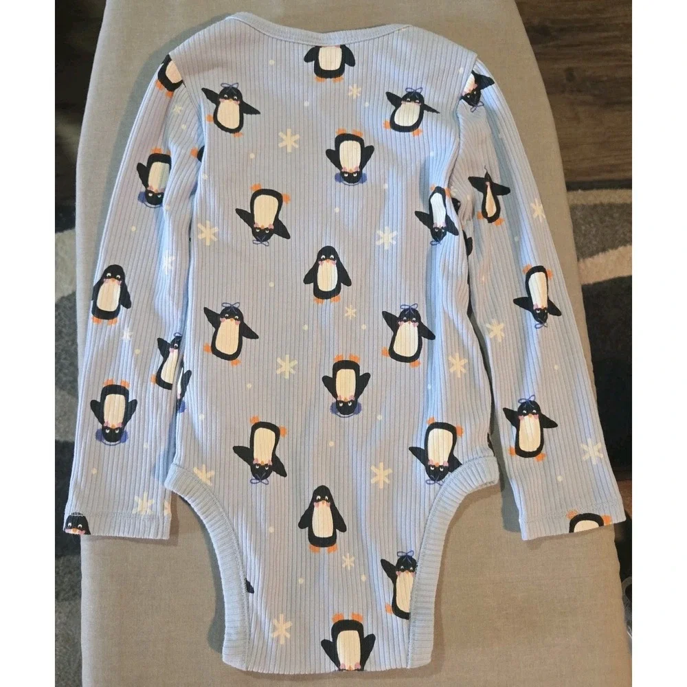Old Navy Blue Ribbed Penguin Animal Print One Piece Bodysuit 18-24M Long Sleeve